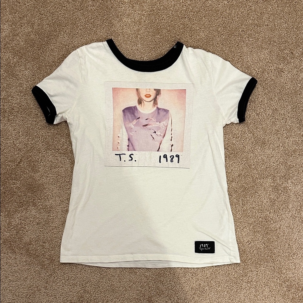 Girls White Graphic Tee